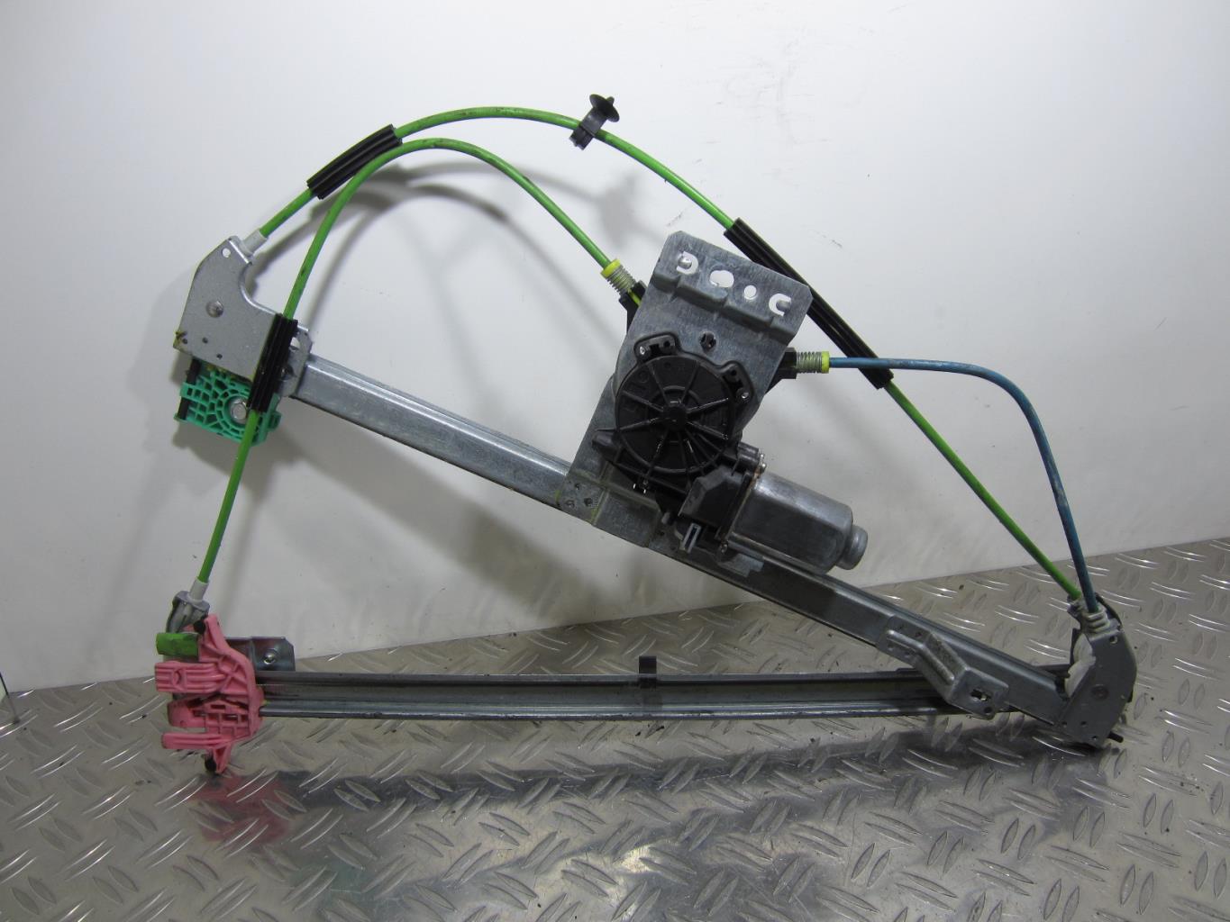 Leve vitre electrique avant droit CITROEN JUMPY – 400985B