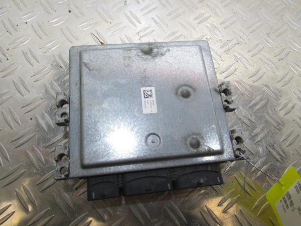 Calculateur moteur DACIA DUSTER 1 PHASE 1 – 237102277R