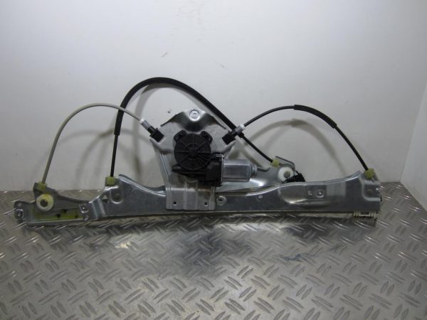 Leve vitre electrique avant droit RENAULT CLIO 3 PHASE 1 – 8200291147