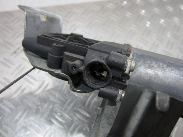 Leve vitre electrique arriere droit RENAULT MEGANE 2 PHASE 1 – 190011781