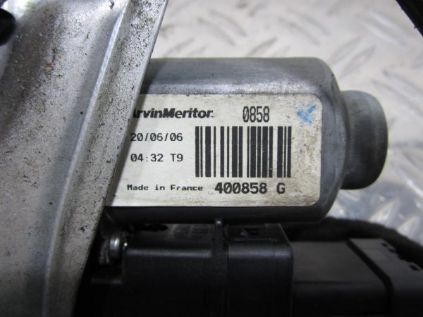 Leve vitre electrique avant gauche RENAULT CLIO 3 PHASE 1 – 400858G