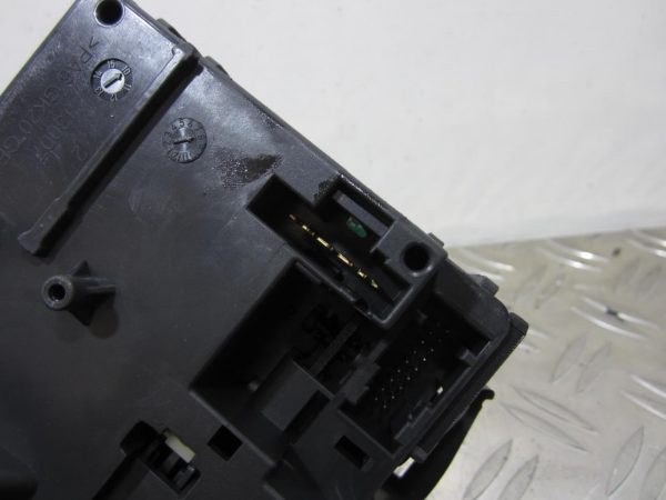 Commodo d’essuie glaces RENAULT CLIO 3 PHASE 2 – 88103007