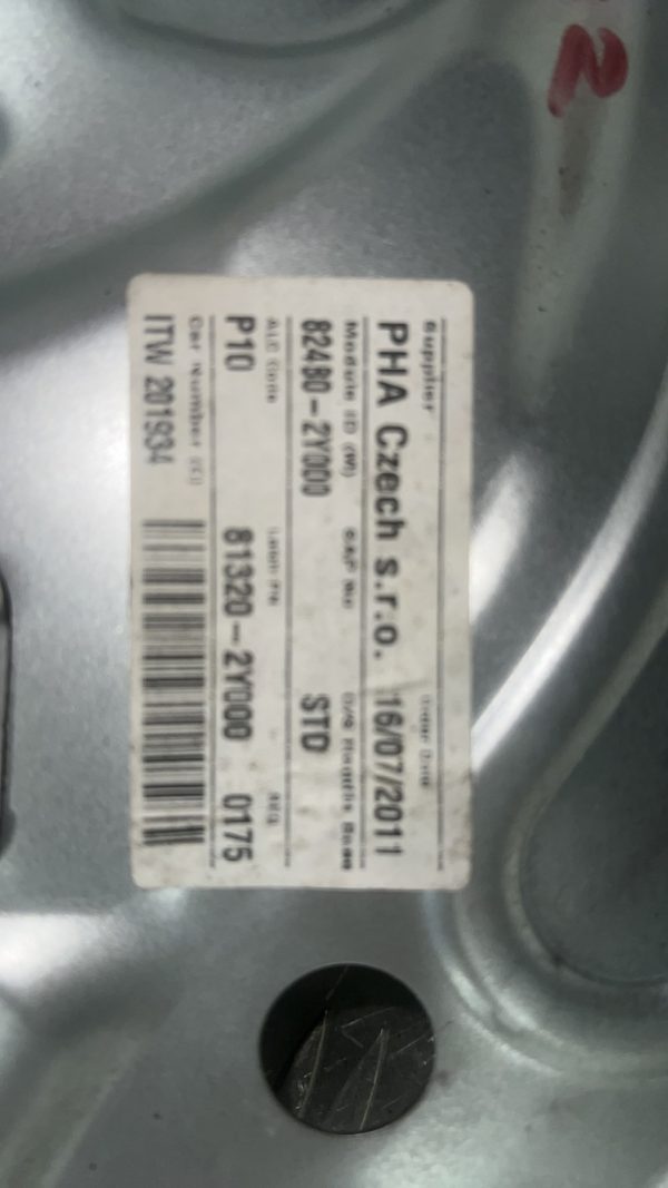 Leve vitre electrique avant droit HYUNDAI IX 35 PHASE 2 – 824802y000