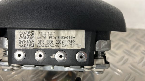 Air bag conducteur AUDI A3 2  SPORTBACK PHASE 1 – 8P0880201