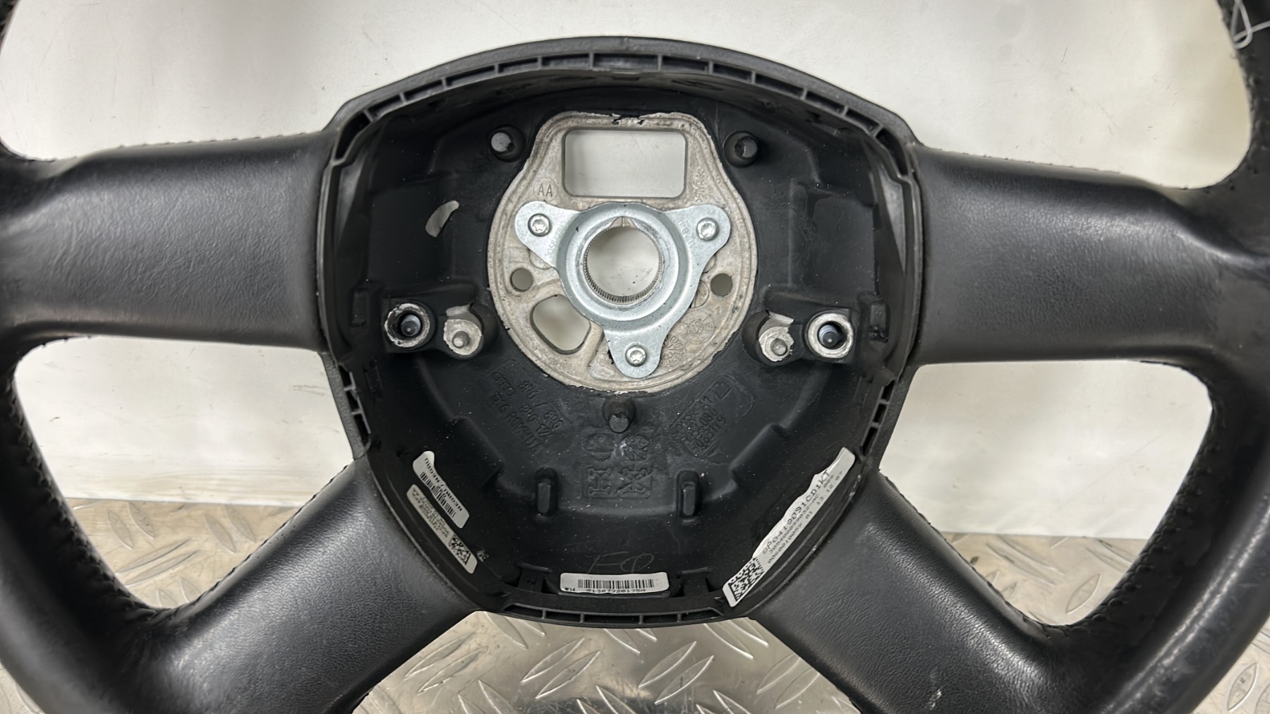 Volant AUDI A3 2 SPORTBACK PHASE 1 – 8P0419091CD1KT