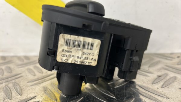 Commande de phare AUDI A3 2 SPORTBACK PHASE 1 – 8P1941531AA