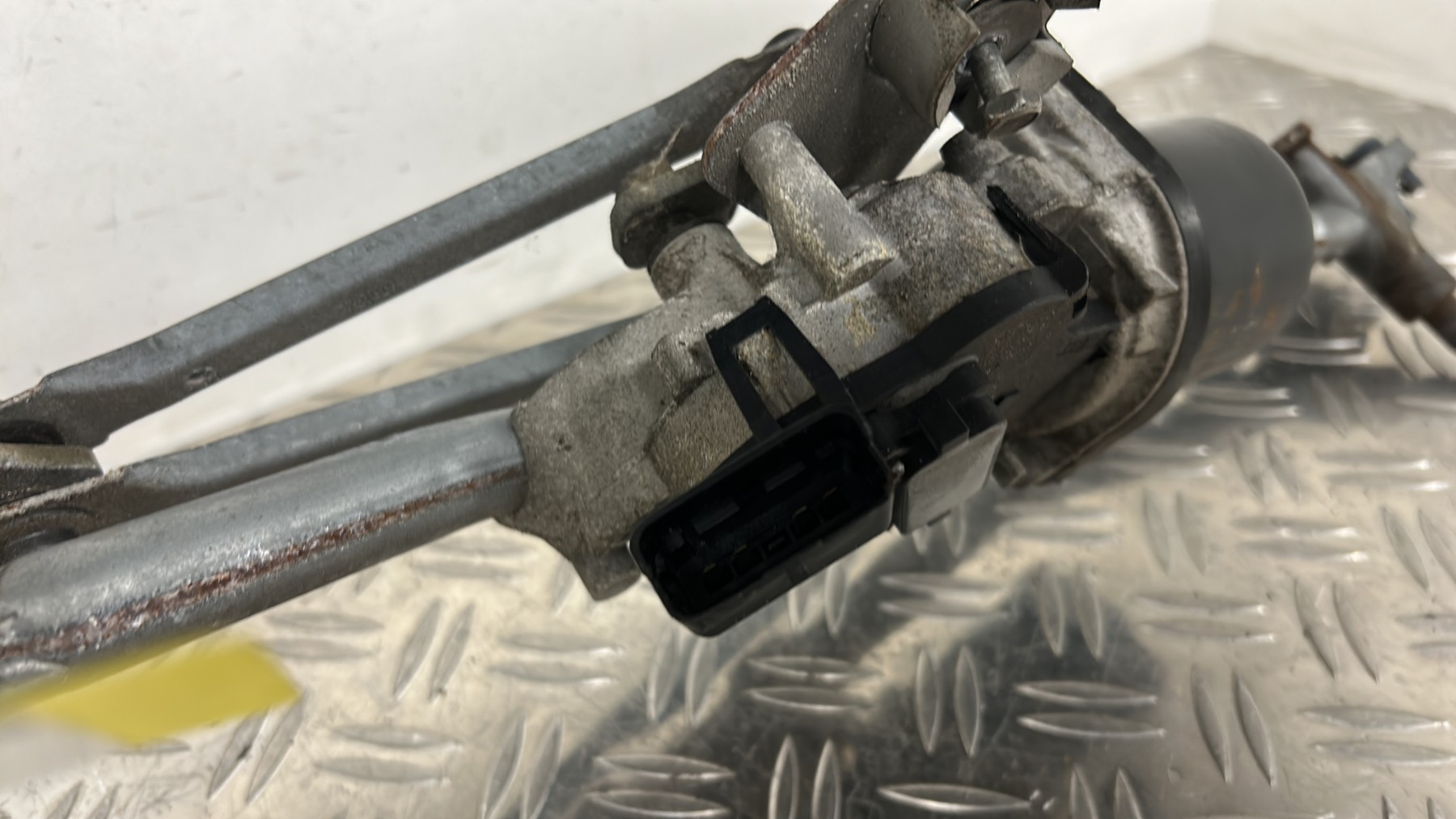 Moteur essuie glace avant CITROEN C3 1 – 53556902