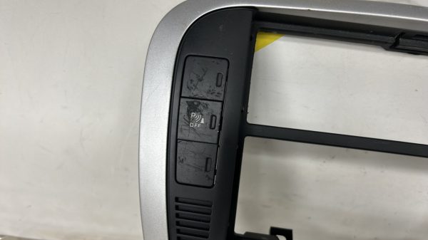 Console central (interieur plastique) CITROEN C3 2 – 9653074277