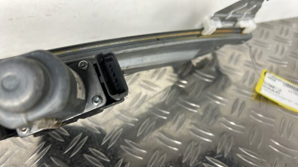 Leve vitre electrique arriere gauche CITROEN C4 2 PHASE 1 – 9802523780
