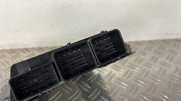 Calculateur moteur CITROEN C4 2 PHASE 1 – 9804127280