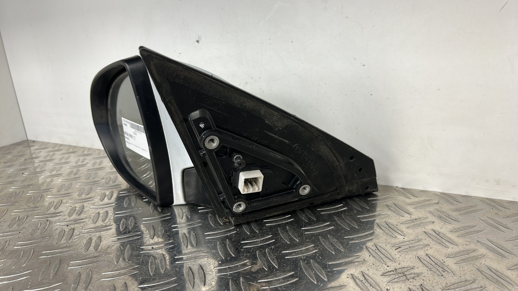 Retroviseur gauche KIA SPORTAGE 3 PHASE 1 – 876103W152
