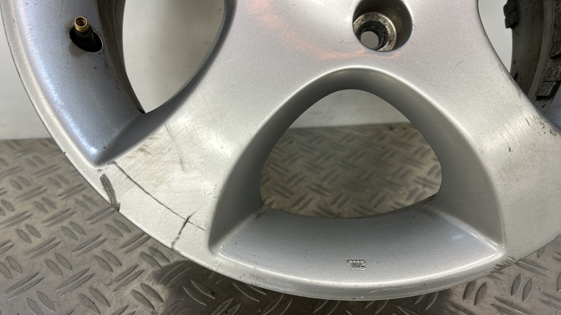 Jante SUZUKI SWIFT 2 PHASE 2 – SU0007