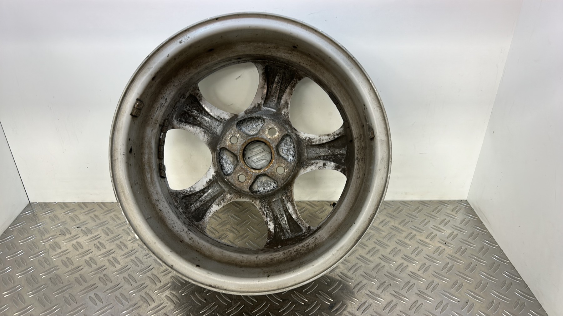 Jante SUZUKI SWIFT 2 PHASE 2 – SU0007