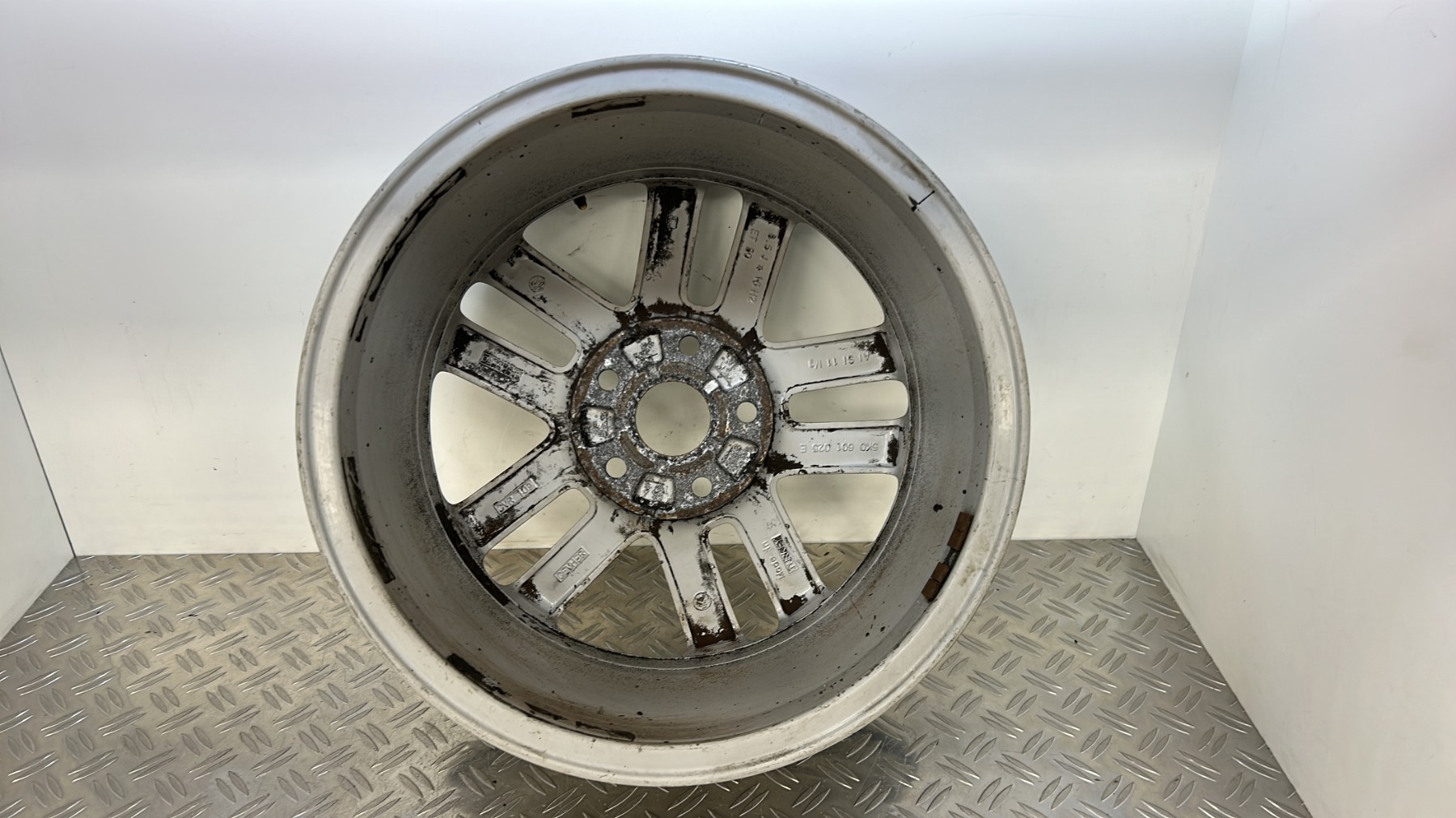Jante VOLKSWAGEN GOLF 6 – 5K0601025E
