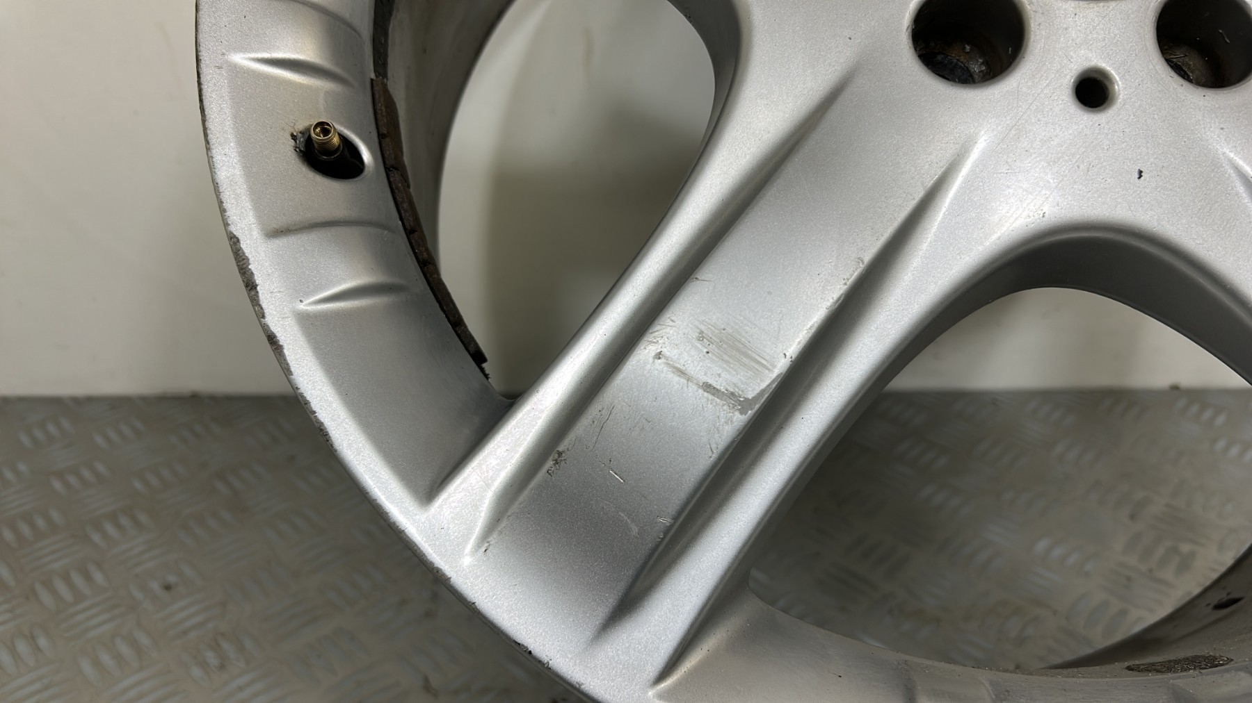 Jante MERCEDES CLASSE R 251 PHASE 1 BREAK – A2514011202