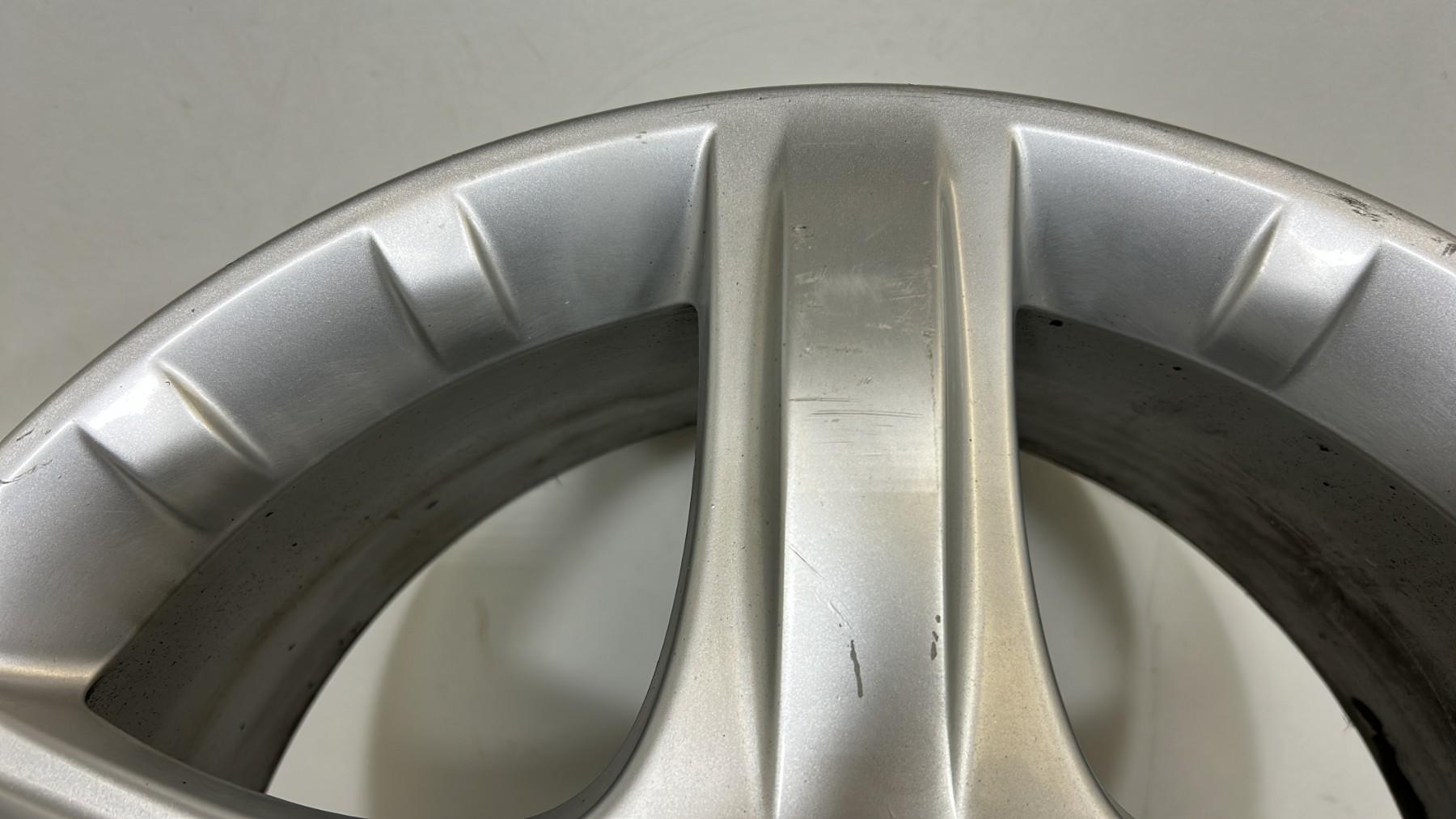 Jante MERCEDES CLASSE R 251 PHASE 1 BREAK – A2514011202