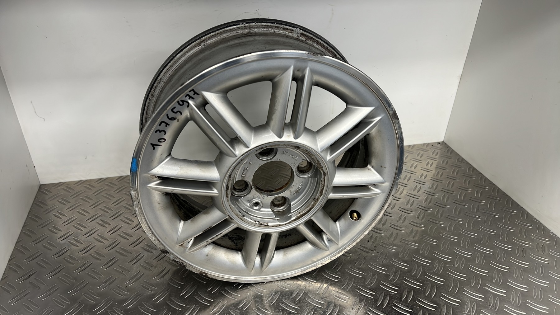 Jante RENAULT CLIO 2 PHASE 1 – 847239