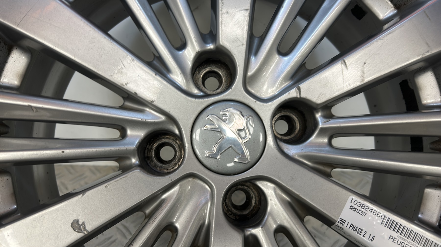 Jante PEUGEOT 208 1 PHASE 2 – 9808137577