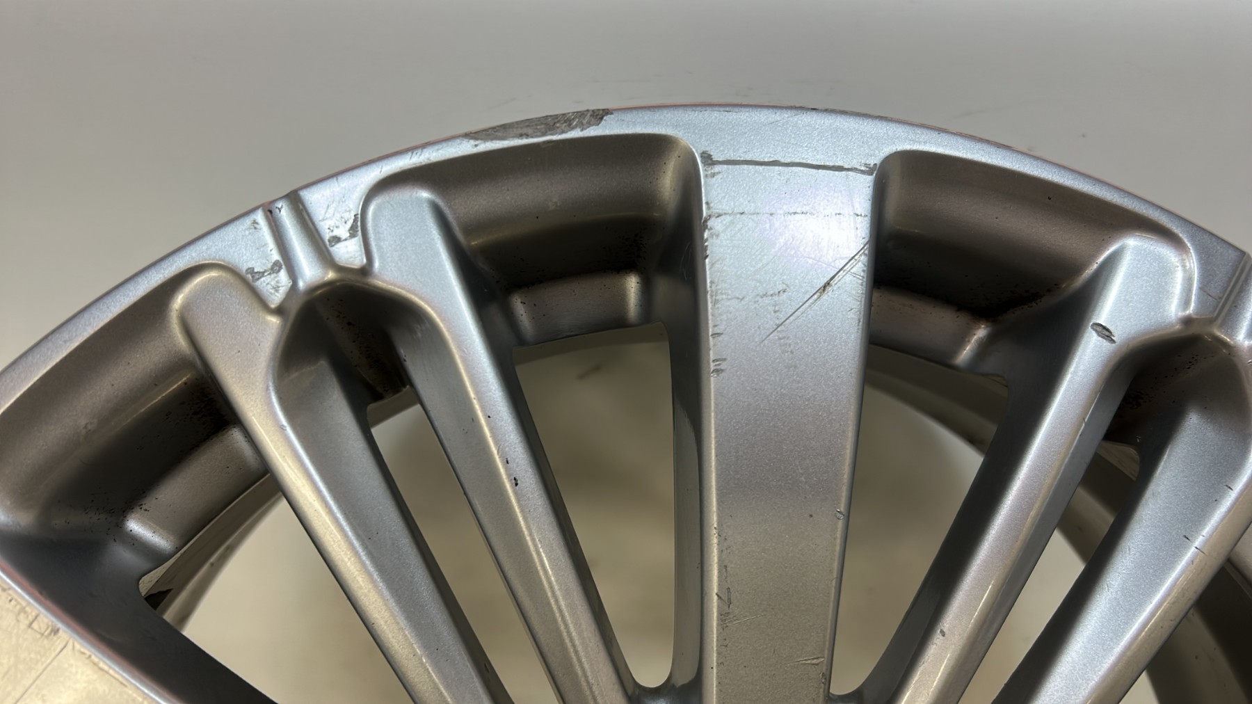 Jante PEUGEOT 208 1 PHASE 2 – 9808137577