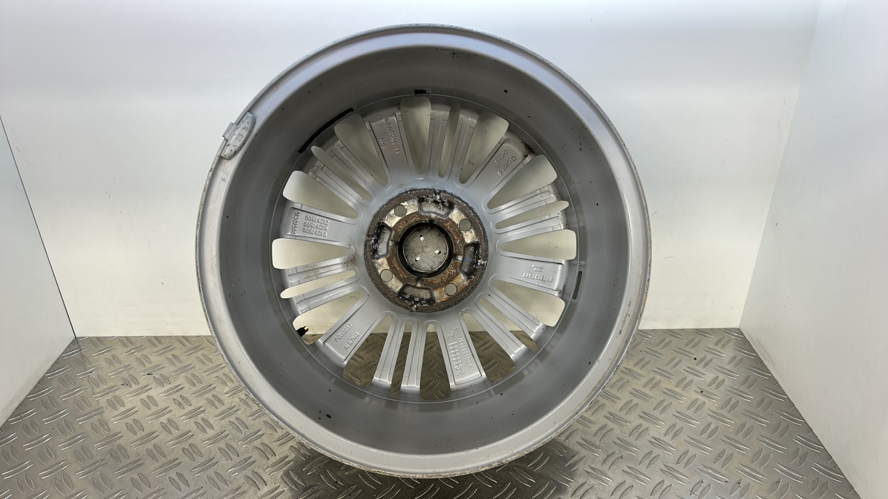 Jante PEUGEOT 208 1 PHASE 2 – 9808137577