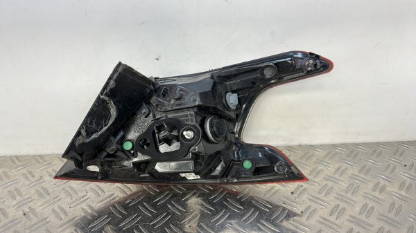 Feu arriere principal gauche (feux) PEUGEOT 308 2 PHASE 1 – 9677817680