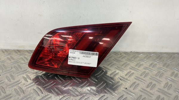 Feu arriere secondaire droit (feux) PEUGEOT 308 2 PHASE 1 – 9677818280