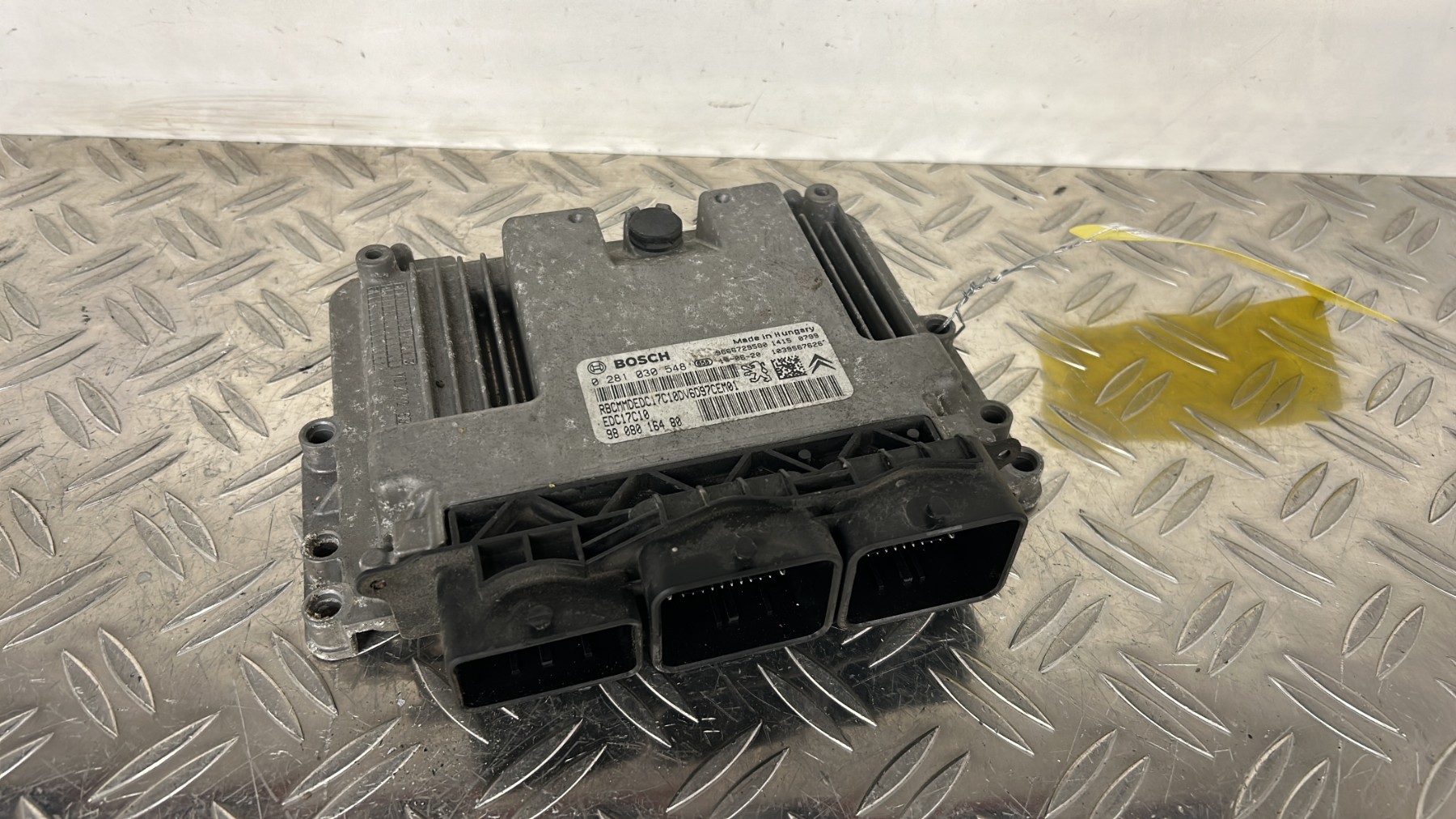 Calculateur moteur PEUGEOT 308 2 PHASE 1 – 9808016480