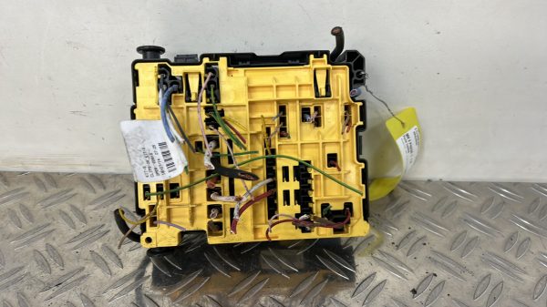 Porte fusible PEUGEOT 308 2 PHASE 1 – 9804848580
