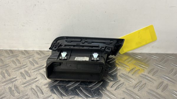 Aerateur tableau de bord avant gauche PEUGEOT 308 2 PHASE 1 – 96778765