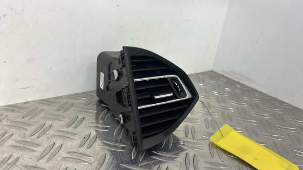 Aerateur tableau de bord PEUGEOT 308 2 PHASE 1 – 96782700