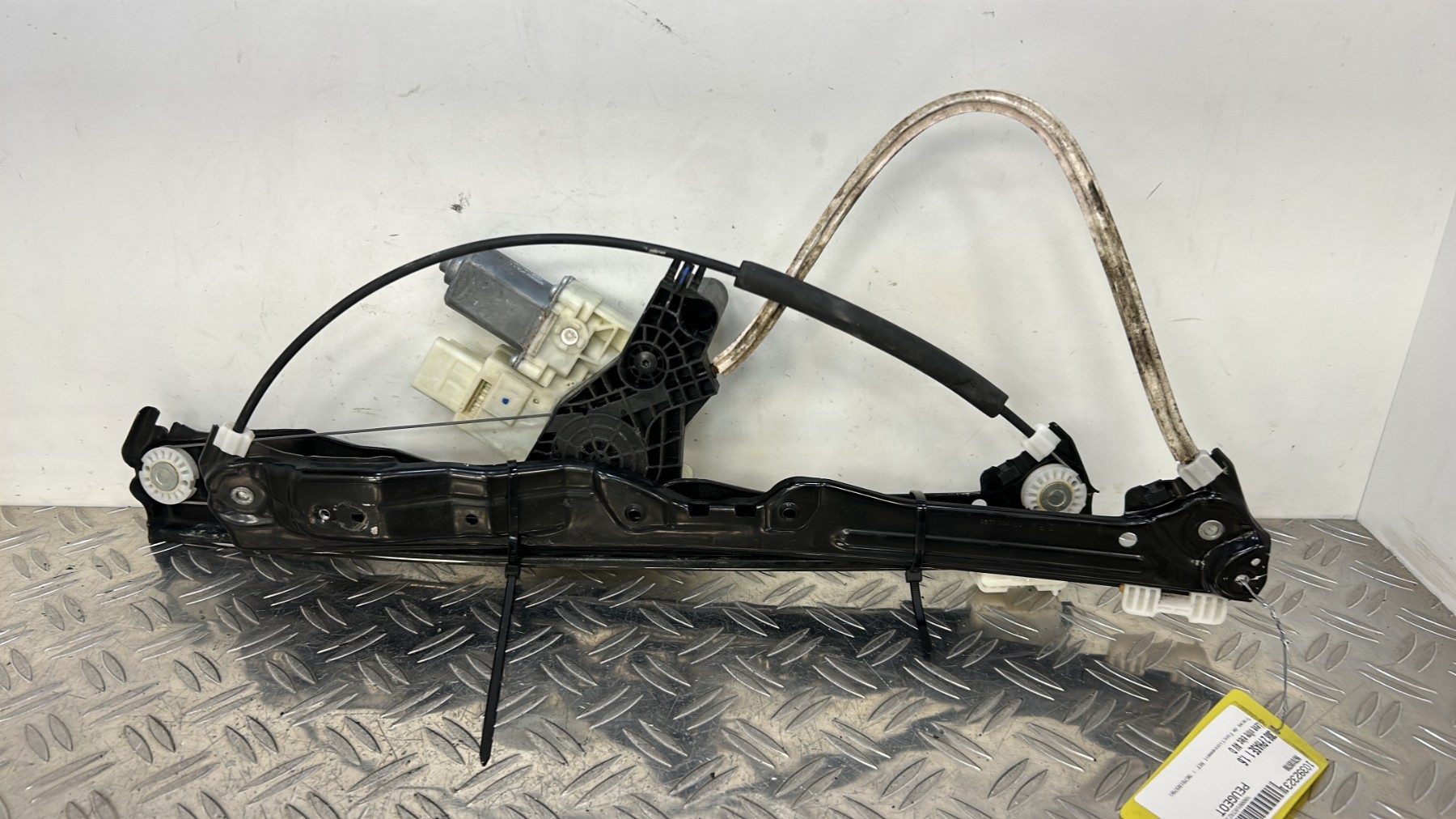 Leve vitre electrique avant droit PEUGEOT 308 2 PHASE 1 – 9678189780