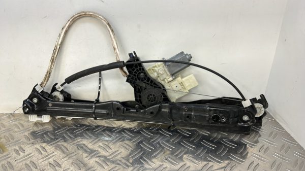 Leve vitre electrique avant gauche PEUGEOT 308 2 PHASE 1 – 9678189880