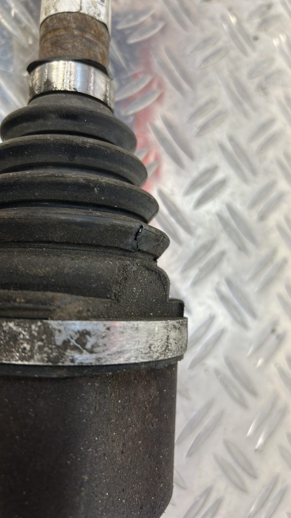 Cardan gauche (transmission) PEUGEOT 308 2 PHASE 1 – 9820471280