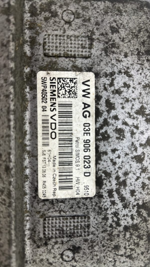 Calculateur moteur VOLKSWAGEN POLO 4 PHASE 1 – 03e906023d