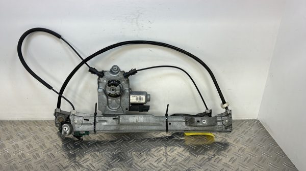 Leve vitre electrique avant gauche RENAULT CLIO 3 PHASE 1 – 400854F