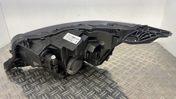 Optique avant principal droit (feux)(phare) PEUGEOT 208 2 – PEUGEOT LED TECHNOLOGY