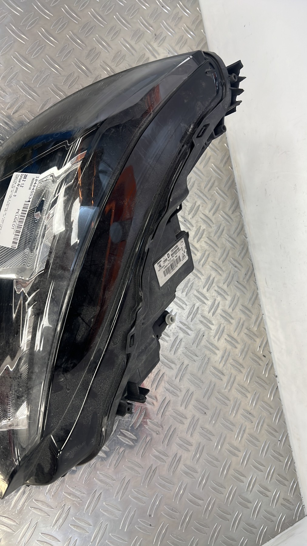 Optique avant principal droit (feux)(phare) PEUGEOT 208 2 – LED TECHNOLOGY