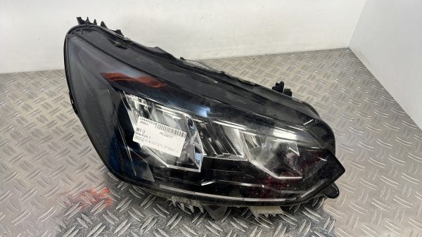 Optique avant principal droit (feux)(phare) PEUGEOT 208 2 – LED TECHNOLOGY