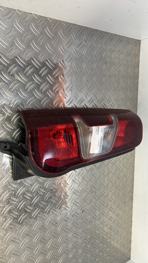 Feu arriere principal gauche (feux) CITROEN BERLINGO 3XL – 9819235880