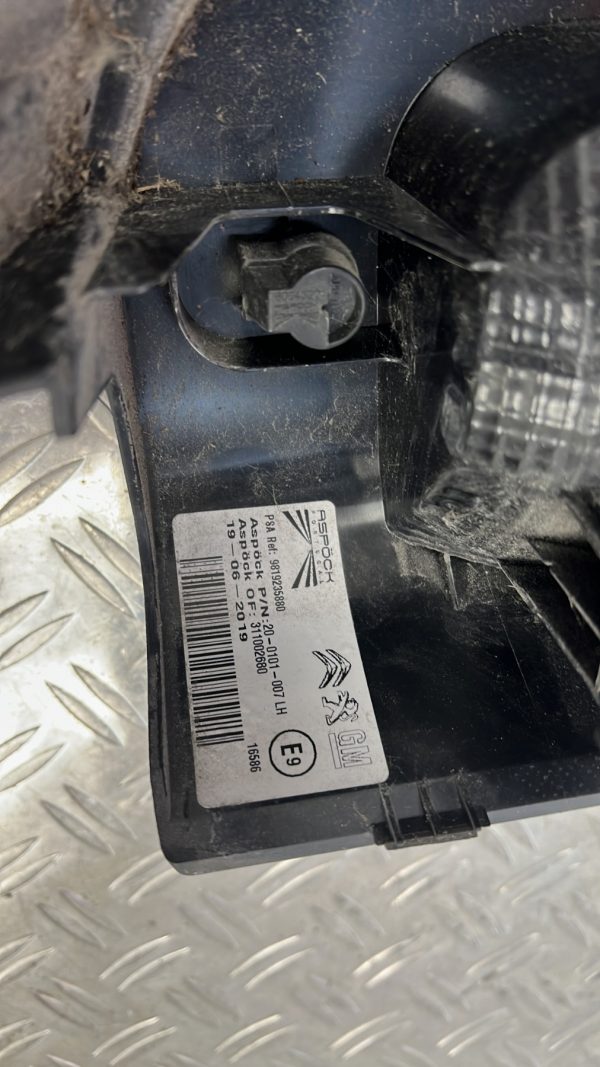 Feu arriere principal gauche (feux) CITROEN BERLINGO 3XL – 9819235880