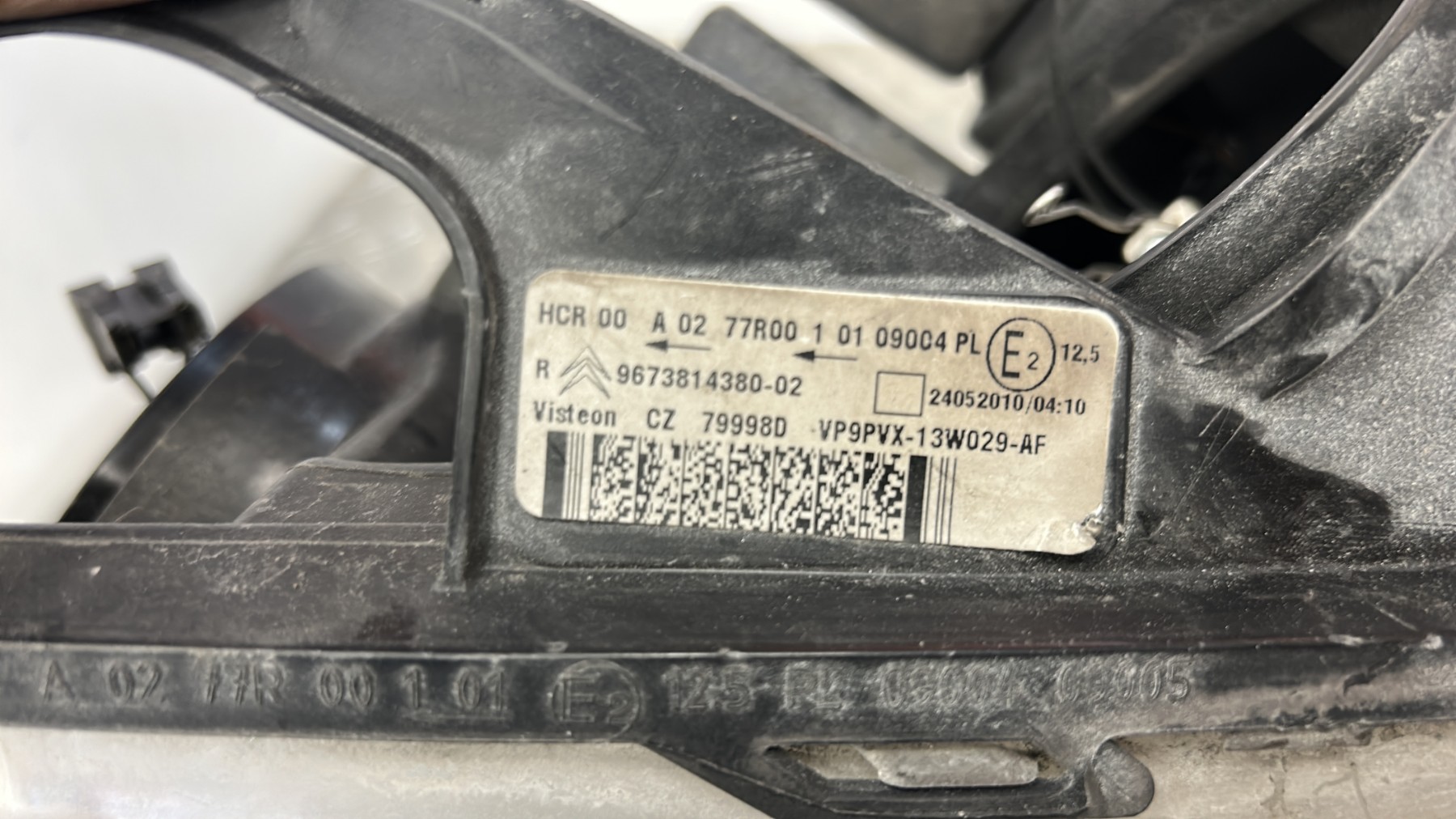 Optique avant principal droit (feux)(phare) CITROEN C3 2 PHASE 1 – 9673814380
