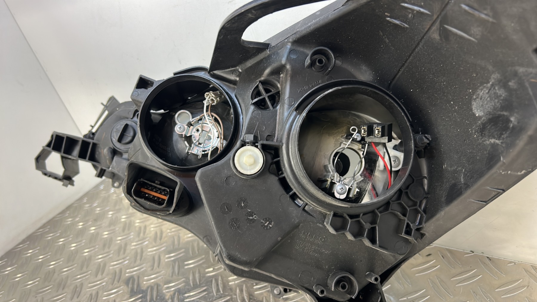 Optique avant principal droit (feux)(phare) CITROEN C3 2 PHASE 1 – 9673814380