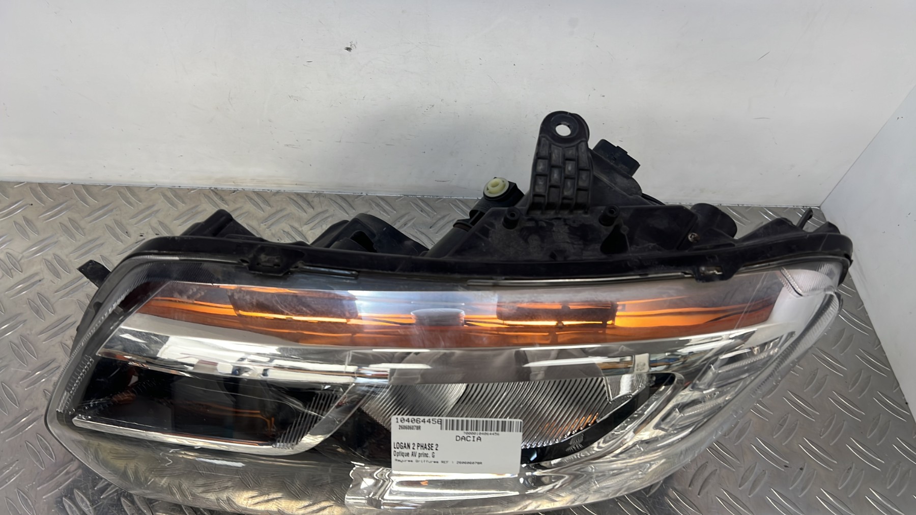 Optique avant principal gauche (feux)(phare) DACIA LOGAN 2 PHASE 2 – 260606078R