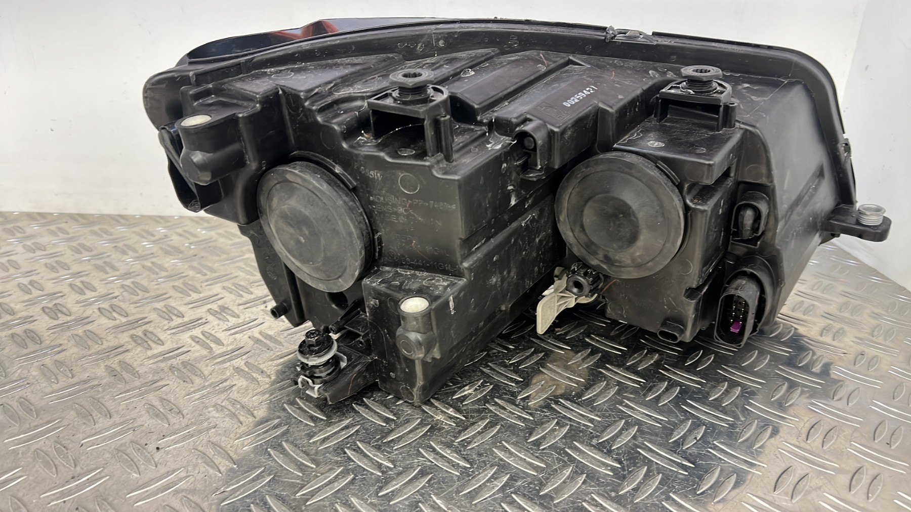 Optique avant principal gauche (feux)(phare) VOLKSWAGEN TOURAN 2 – 1T1941005H