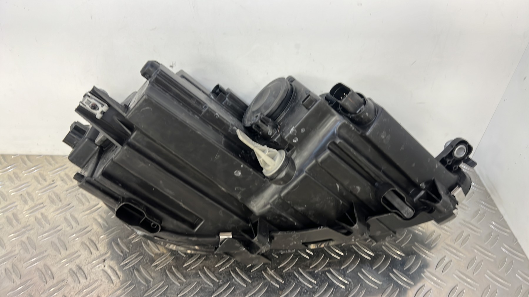 Optique avant principal gauche (feux)(phare) VOLKSWAGEN TOURAN 2 – 1T1941005H