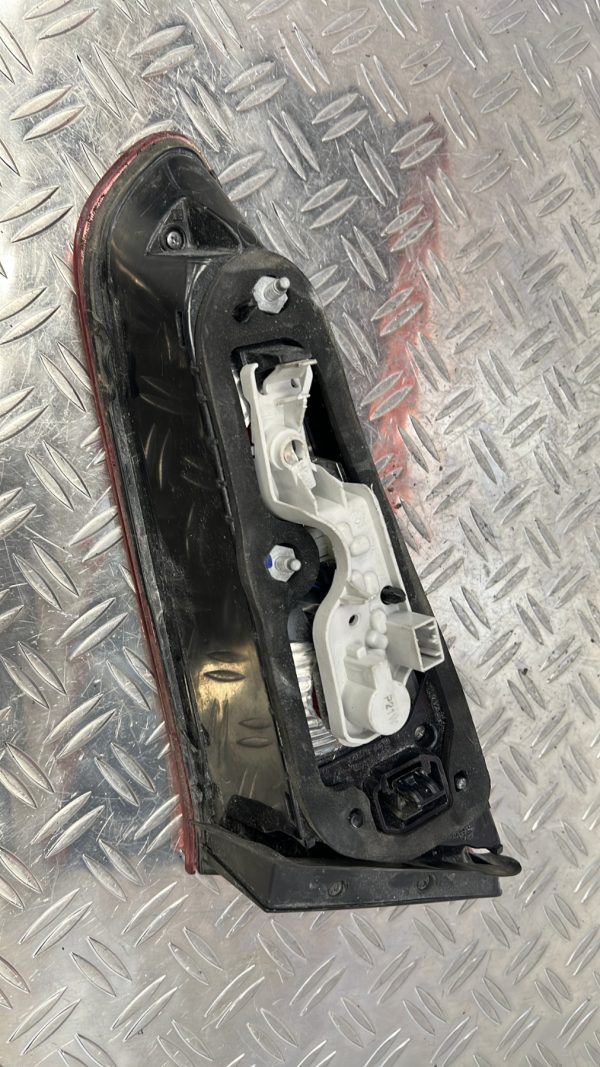 Feu arriere secondaire gauche (feux) ALFA ROMEO GIULIETTA 1 – 50513401