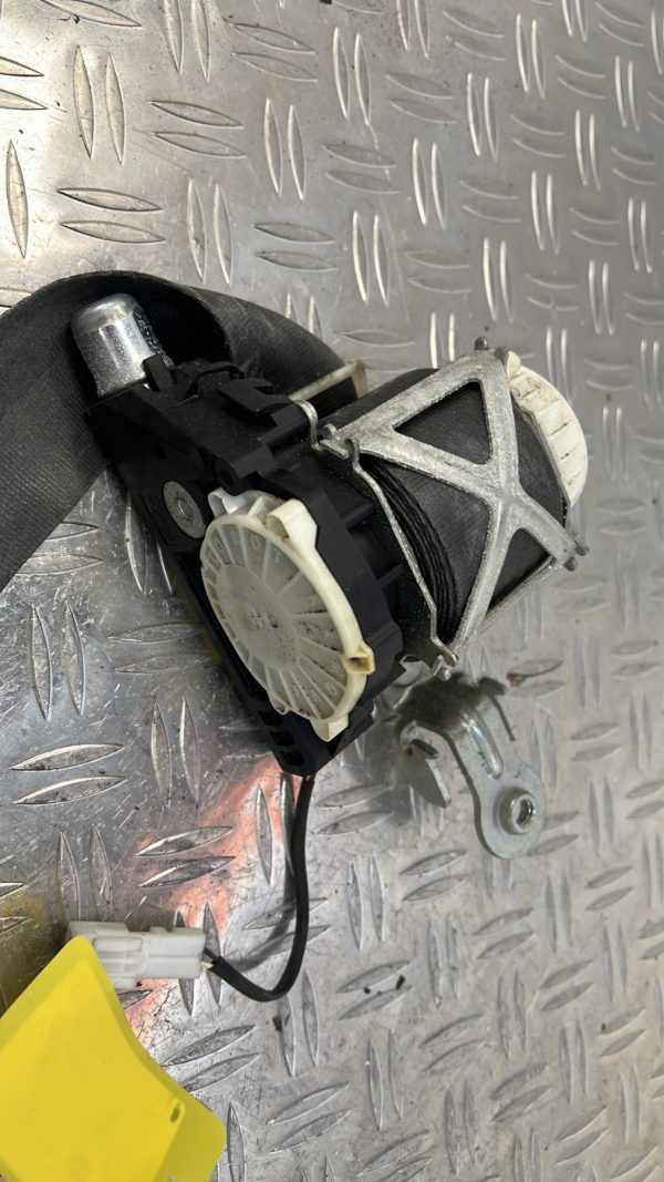 Ceinture avant gauche RENAULT CLIO 3 PHASE 1 – 0404056