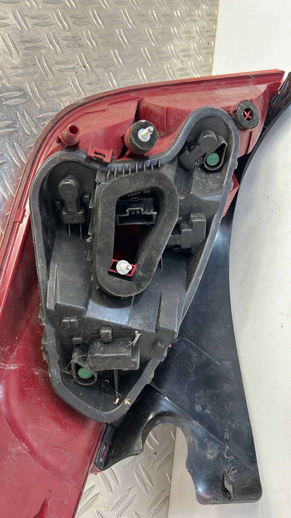 Feu arriere principal gauche (feux) PEUGEOT 308 1 PHASE 1 – 9680425780