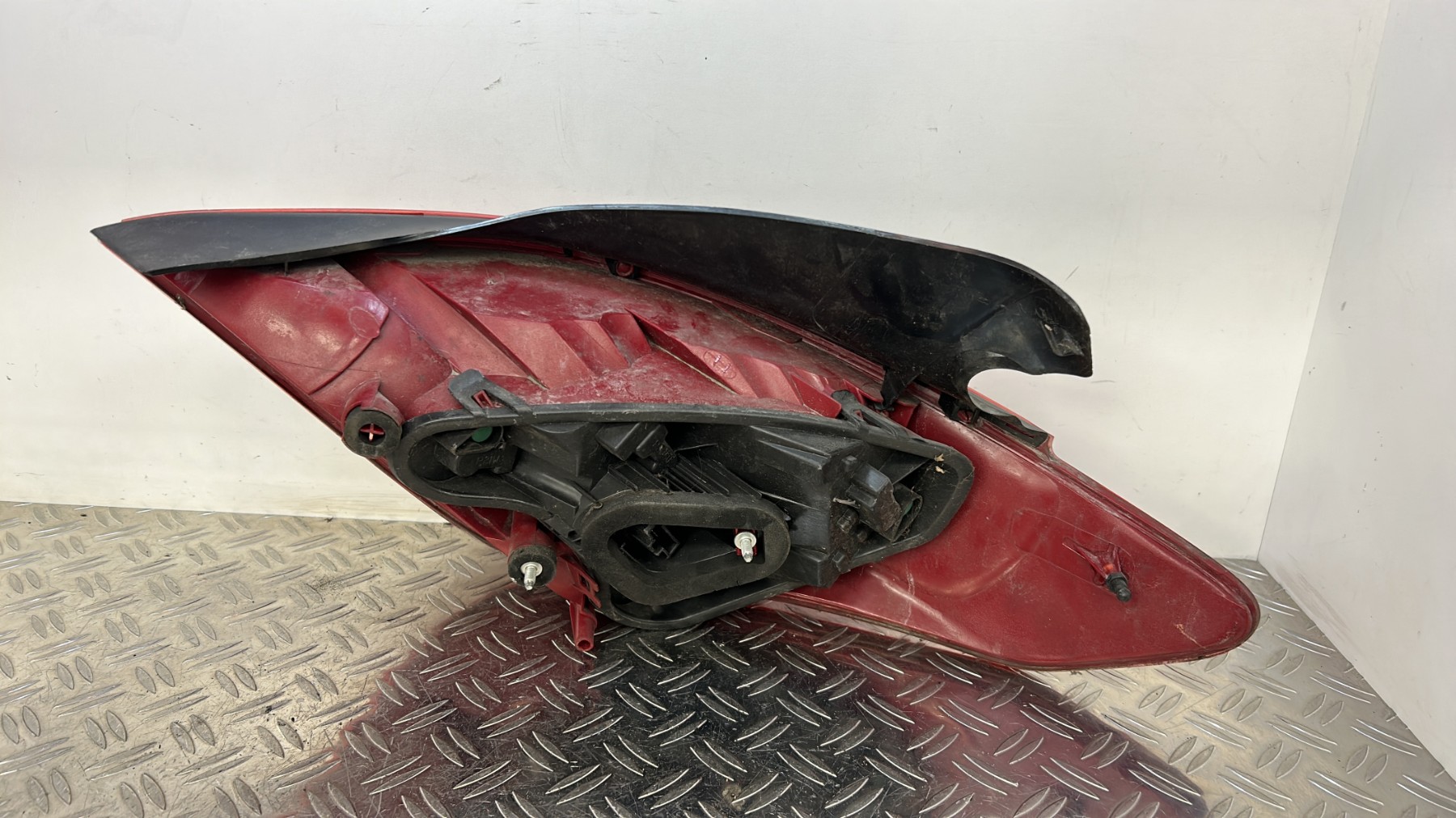 Feu arriere principal gauche (feux) PEUGEOT 308 1 PHASE 1 – 9680425780