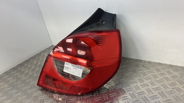 Feu arriere principal droit (feux) RENAULT CLIO 3 PHASE 1 – 8200459960